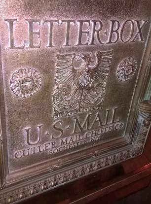 An awesome mailbox that just adds to the gorgeousness of Grand Central Station!